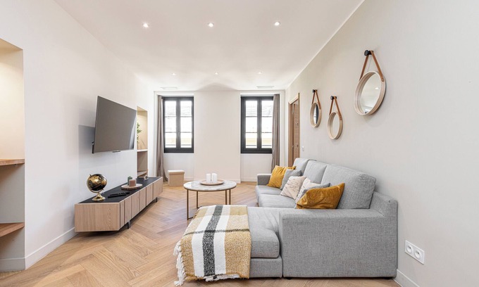 Carre d'Or Apartment | Superb apartment in downtown Nice, Place Masséna