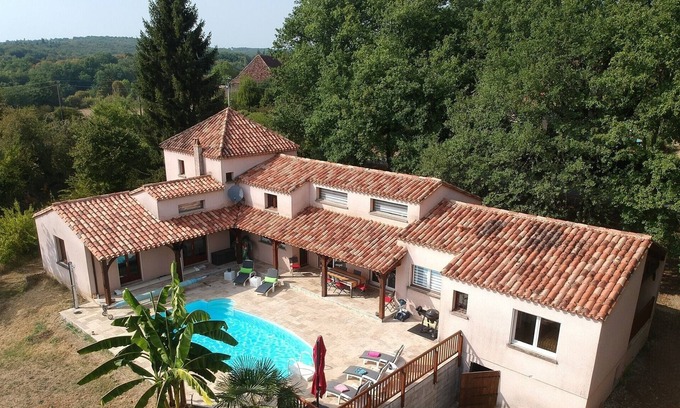 Mauzac-et-Grand-Castang Villa | Superb villa with heated pool