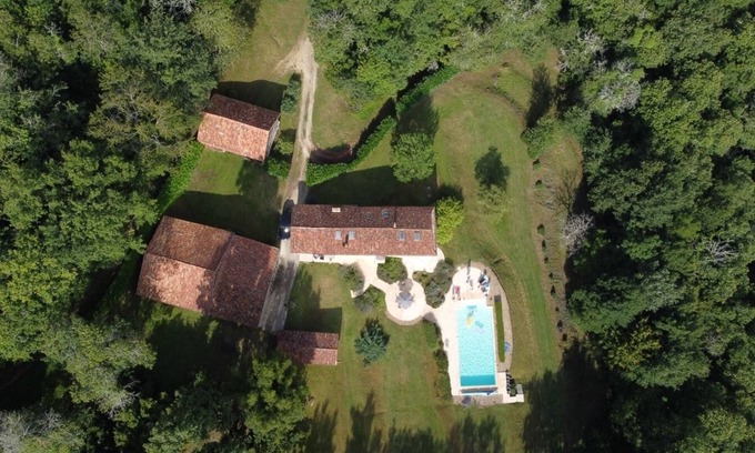Grignols Other | Superb Traditional Stone Farmhouse dating from the 16th Century