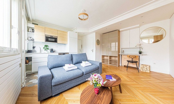 Passy Apartment | Superb Trocadero/Eiffel Tower apartment