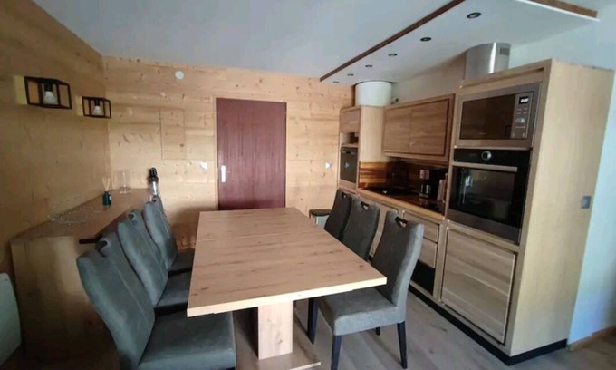 Les Carroz-d'Araches Apartment | Superbe Appart 6 Pers Situé en Hyper Centre des Carroz