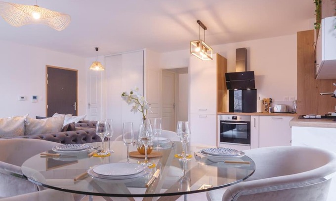 Peloux-Mail Apartment | Superbe appartement 2 chambres - parking gratuit