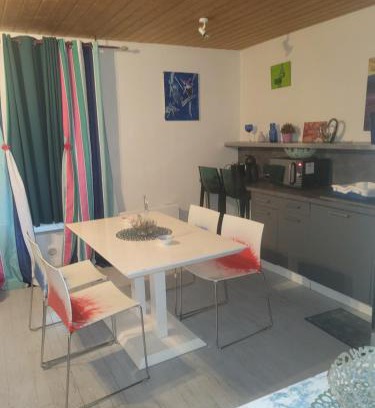 Roanne Apartment | Superbe appartement avec parking