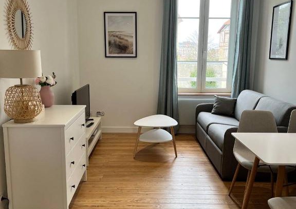 Dives-sur-Mer Apartment | Superbe appartement proche port Guillaume