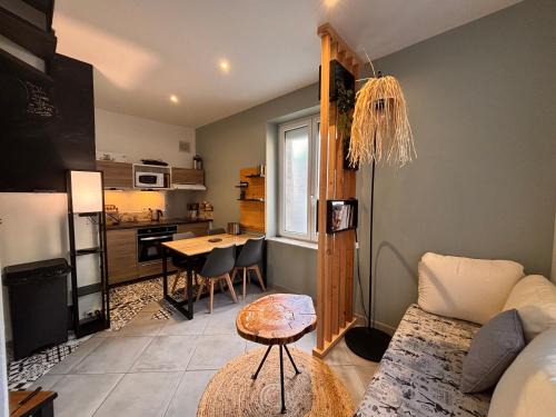 Bagneres-de-Luchon Apartment | Superbe duplex climatisé avec jardin classé 3 étoiles