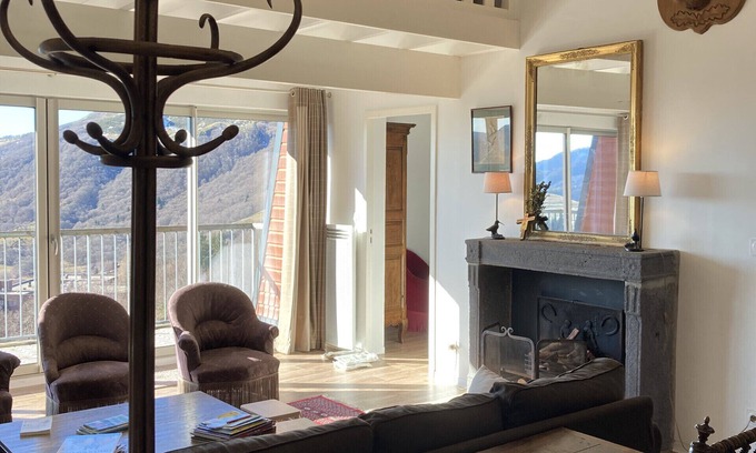 Saint-Jacques-des-Blats Apartment | Superbe duplex Le Grand Cerf