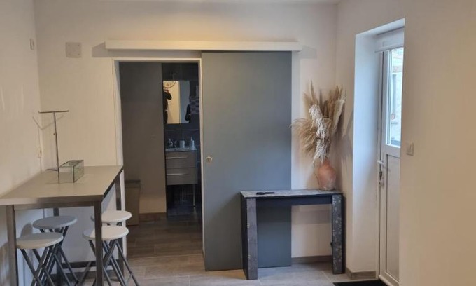 Saint-Quentin Apartment | Superbe logement