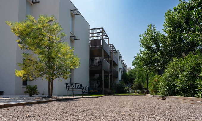 Vias Apartment | Superbe T3 climatisé avec WIFI à 400m de la plage