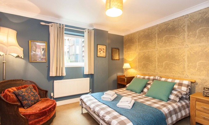 Queenhithe Apartment | SUPERIOR 2 BEDROOM 2 BATH APARTMENT free Wifi ST PAUL'S lux condo Zone1 Sleeps 6