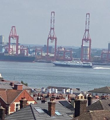 New Brighton Apartment | Superior, spacious apartment in New Brighton, near Liverpool