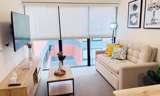 Santiago de Surco Apartment | Surco Polo Suites. ¡Frente a CC El Polo, a 2 cdras. de la embajada USA,con wifi