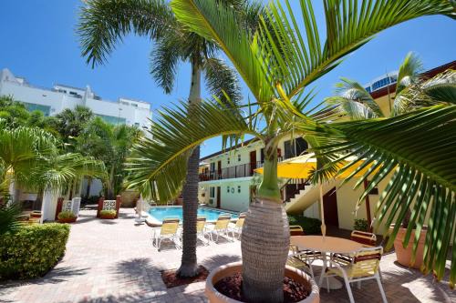 Pompano Beach Hotel | Surf Side Resort