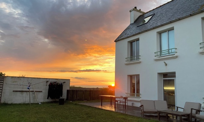 Plozevet House | Surfcamp on the ocean