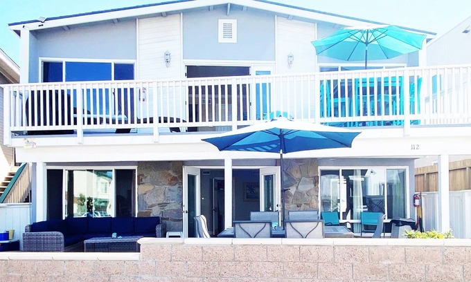 West Newport House | SurfView*8UnitsA/C* Park13Cars16Bikes5Washers8BBQs