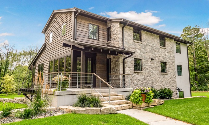 Mequon House | Surprising Modern Gem