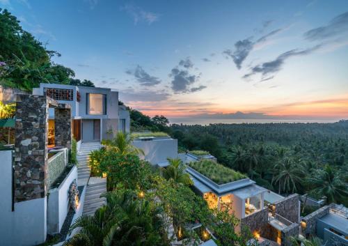 Senggigi Resort | Svarga Resort Lombok