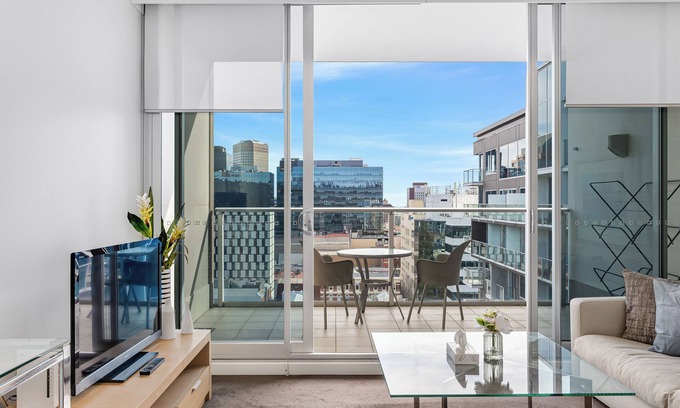 Adelaide Central Business District Apartment | Swainson on Hindmarsh