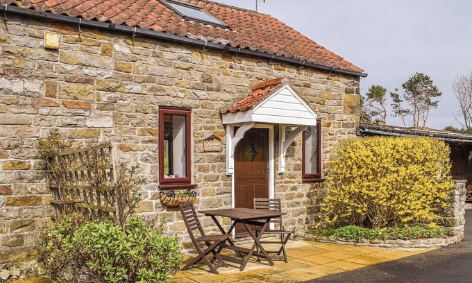 Staintondale Cottage | Swallow's Folly-UK38278