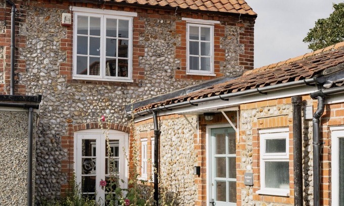 Holt House | Swallows Nest, Blakeney