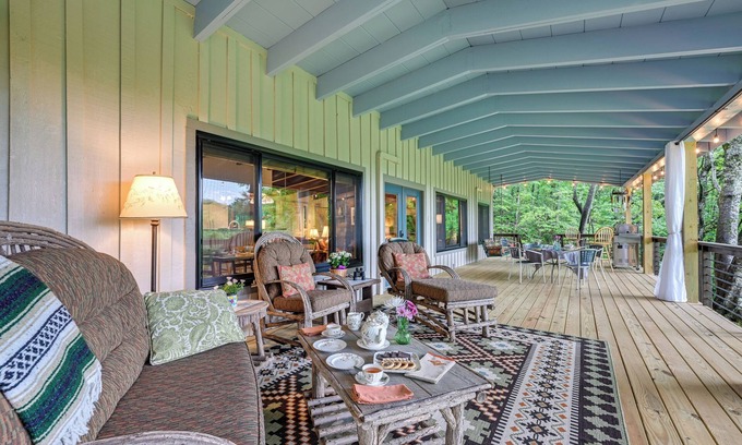 Bryson City Cottage | Sweet Birch' Bryson City Cottage w/Views