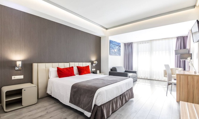 El Pla del Real Hotel | Sweet Hotel Renasa