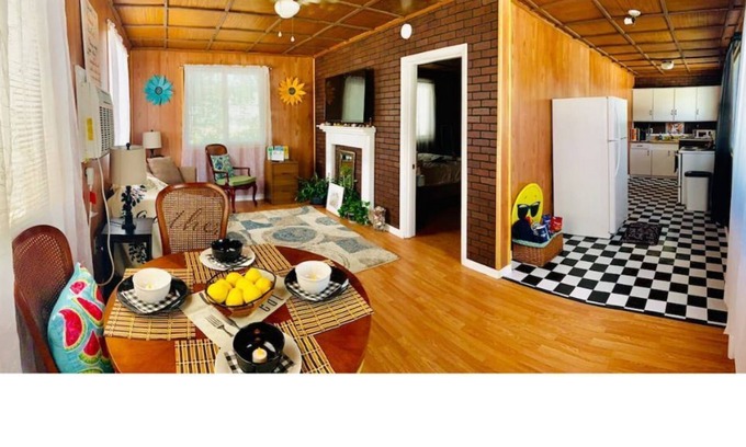 Ocean City Apartment | SWEET ISLAND BUNGALOW FALL IS FABULOUS In Ocean City 4.5 mi from the beach.