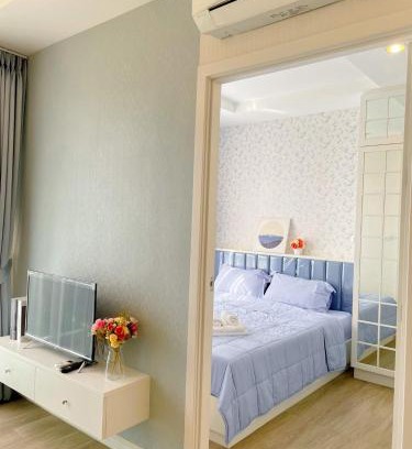 Saen Suk Apartment | Sweetie's room & The Blu x Bangsaen