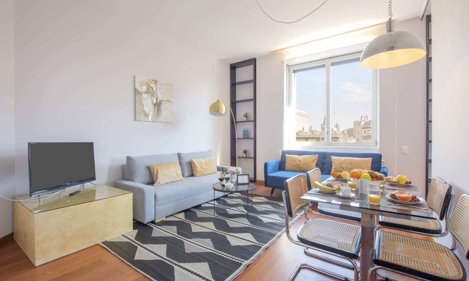 Milan Centre Apartment | Sweett | Torre Velasca IV