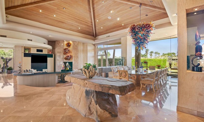 La Quinta House | SWIM UP POOL BAR/SPA, POOL TABLE,6 EN SUITES, PING PONG, PUTTING GREEN 227370