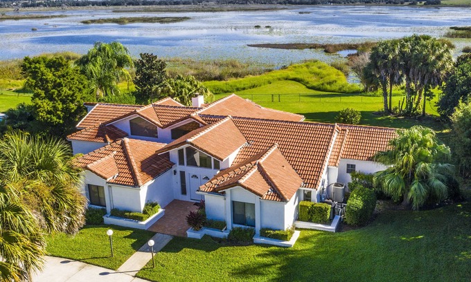 Clermont House | SWISS 06 - Lake Sumner