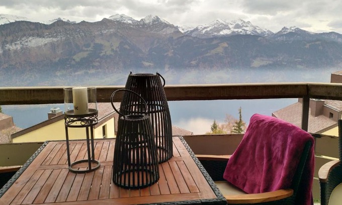 Beatenberg Apartment | Swiss Seeblick Apartment mit Hotelanbindung