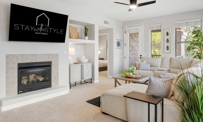 Kierland Condo | SWSS Kierland Greens: FAMILY/Luxurious Kierland Greens Condo: Gated Community, Heated Pool, CLEAN.