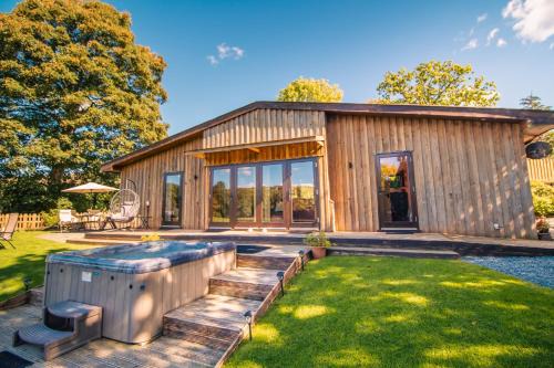 Rhayader House | Sycamore Lodge