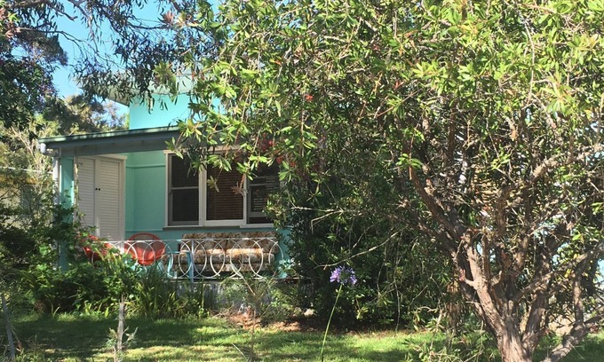 Cudmirrah House | Sylvias@cudmirrah 1950's Beach House