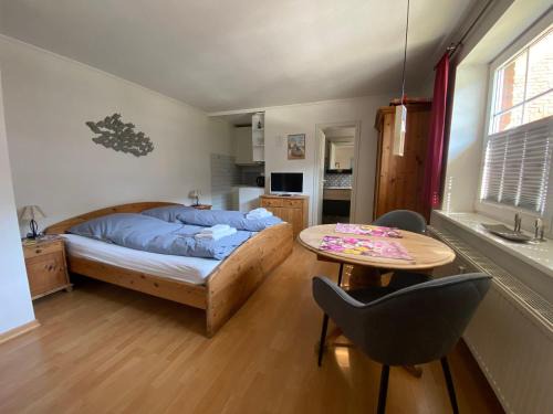 List Apartment | Sylvie Steinhardt, Wohnung 3