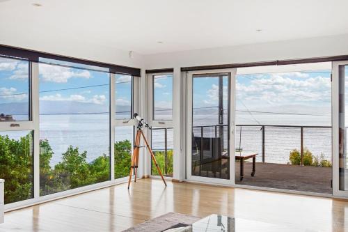 Opossum Bay House | 'Syrrah Serenity' Beachfront Bliss at Opossum Bay
