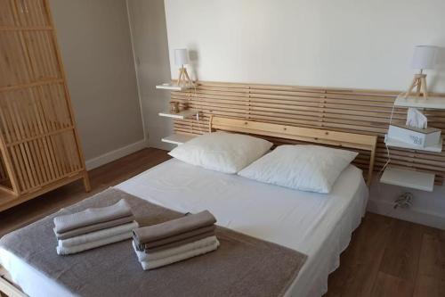 Carry-le-Rouet Apartment | T1 Centre Proche du Port et des Plages Garage Climatisation Wifi