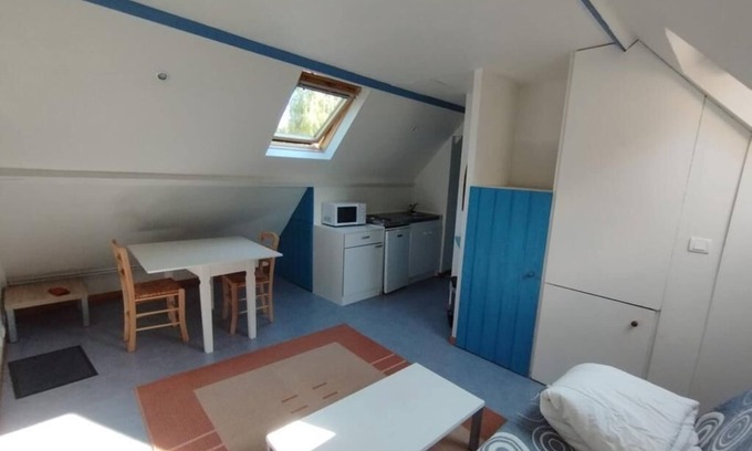 Saint-Malo Apartment | T1 in wooded park 2.5 km from SAINT-MALO (1st floor)