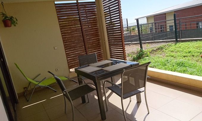 La Saline Les Bains Apartment | T2 apartment in residence with swimming pool at l'ermitage