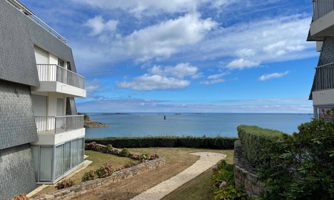 Cotes d'Armor Apartment | T2 apartment with breathtaking sea view - St-Quay-Portrieux