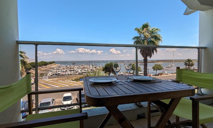 Arcachon Apartment | T2 cabine 35m2 au port d'Arcachon avec balcon et parking sécurisé - FR-1-420-28