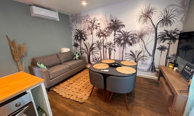 Saint-Julien-les-Villas Apartment | T2 cosy/quartier calme/magasins d’usine a proximité