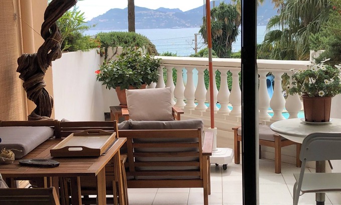 Cannes La Bocca Apartment | T2 Face Mer Cannes Large Terrace - Swimming pools - Sea parking 30m away.