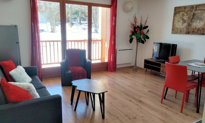Formigueres Condo | T2 formiguères 40m2 crossing with terrace (pets welcome)