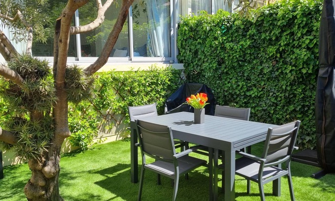 Bonneveine Apartment | T2 rez de Jardin à 5mn à Pied des Plages du Prado, L'escale Borely