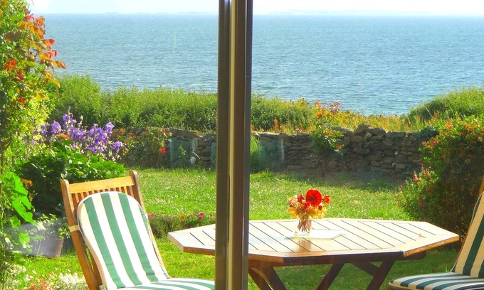Saint-Gildas-de-Rhuys Apartment | T2 southern Brittany beautiful sea view, calm, beach,