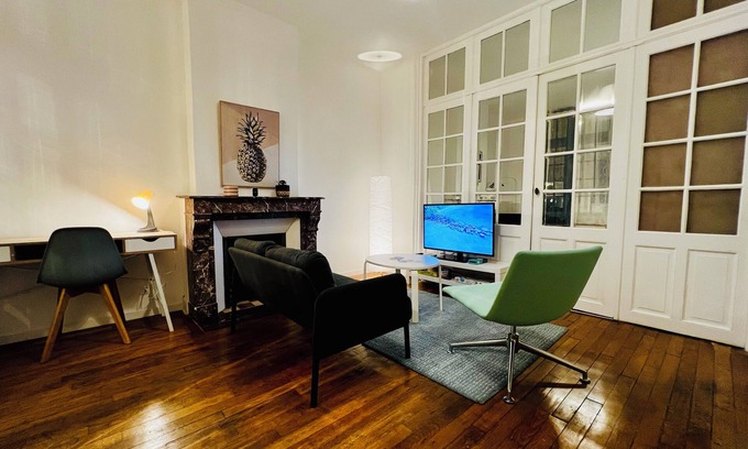 Saint-Quentin Apartment | T2 with lots of character