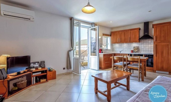 Menthon-Saint-Bernard Apartment | T3 Apartment – Le Saint Bernard