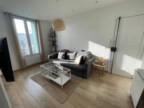 Le Bourget Apartment | T3 cosy proche de CDG et Paris - Le Bourget