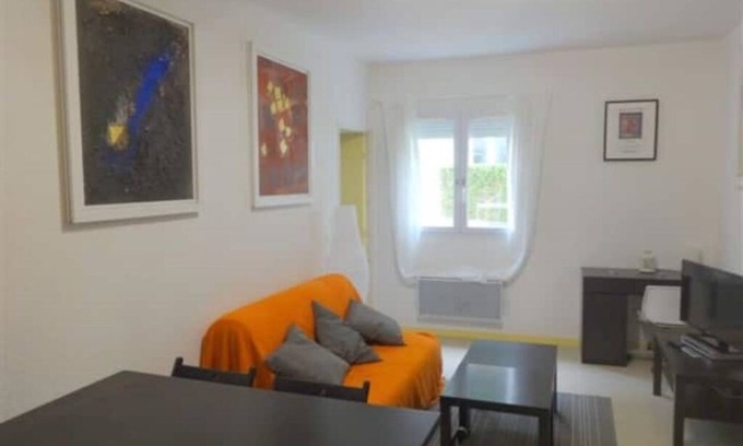 Secteur 2 Apartment | T3 in the green